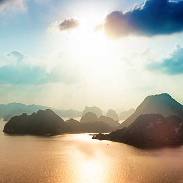 9 Days North Vietnam Explorer Tour & Halong Bay Cruise