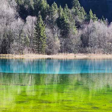 3 Day Chengdu + Jiuzhaigou Natural Wonders Tour