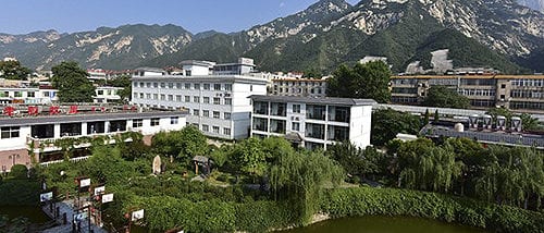 Huashan Hotel 1